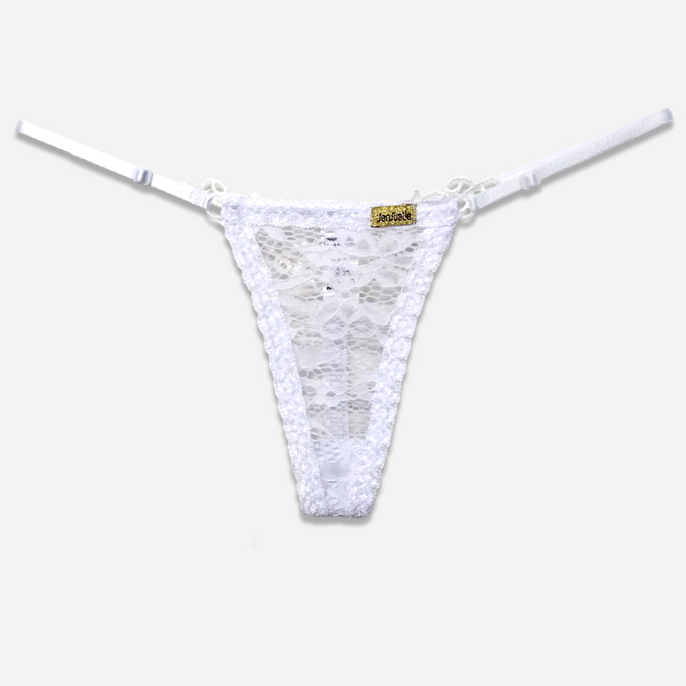 https://sensuallelingerie.vteximg.com.br/arquivos/ids/155632-1000-1000/Calcinha-fio-dental-luxo-branco-em-renda-com-bordado-no-bumbum-cintura-com-regulagem.jpg?v=636946699909500000